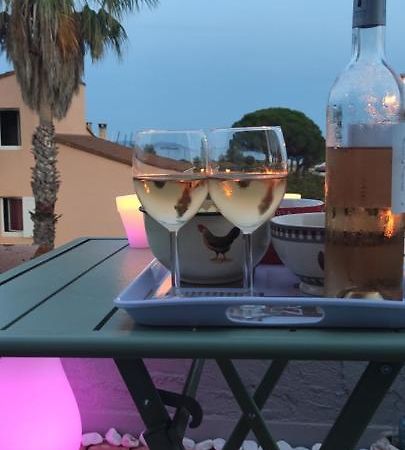 Suite Avec Tropezienne Vue Mer Hyères Екстериор снимка