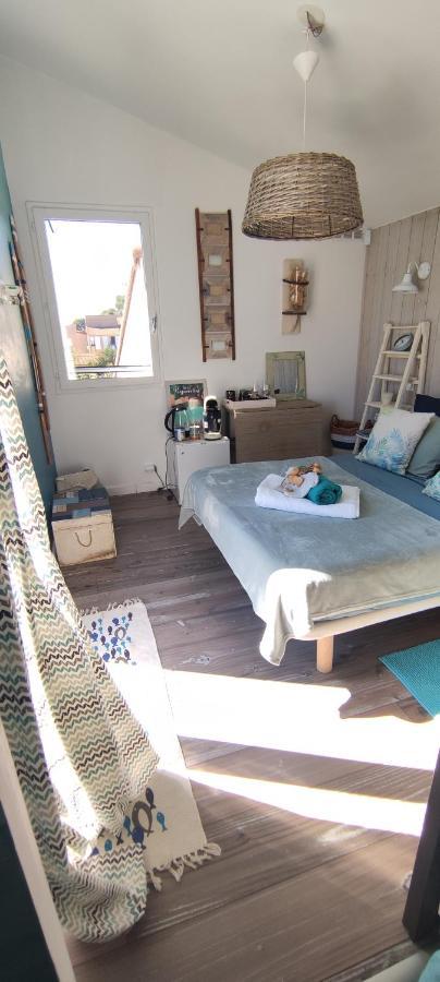 Suite Avec Tropezienne Vue Mer Hyères Екстериор снимка